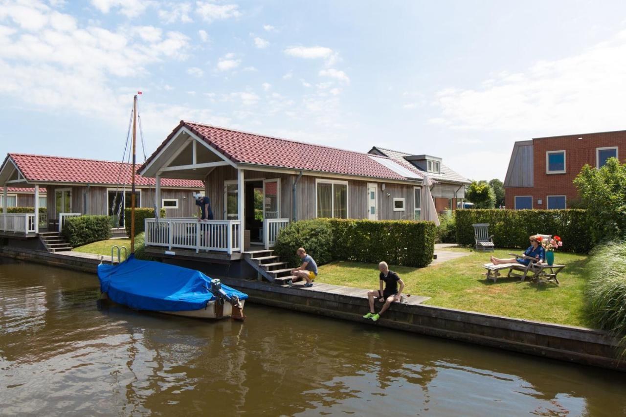 Recreatiepark Tusken De Marren Hotel Akkrum Ngoại thất bức ảnh